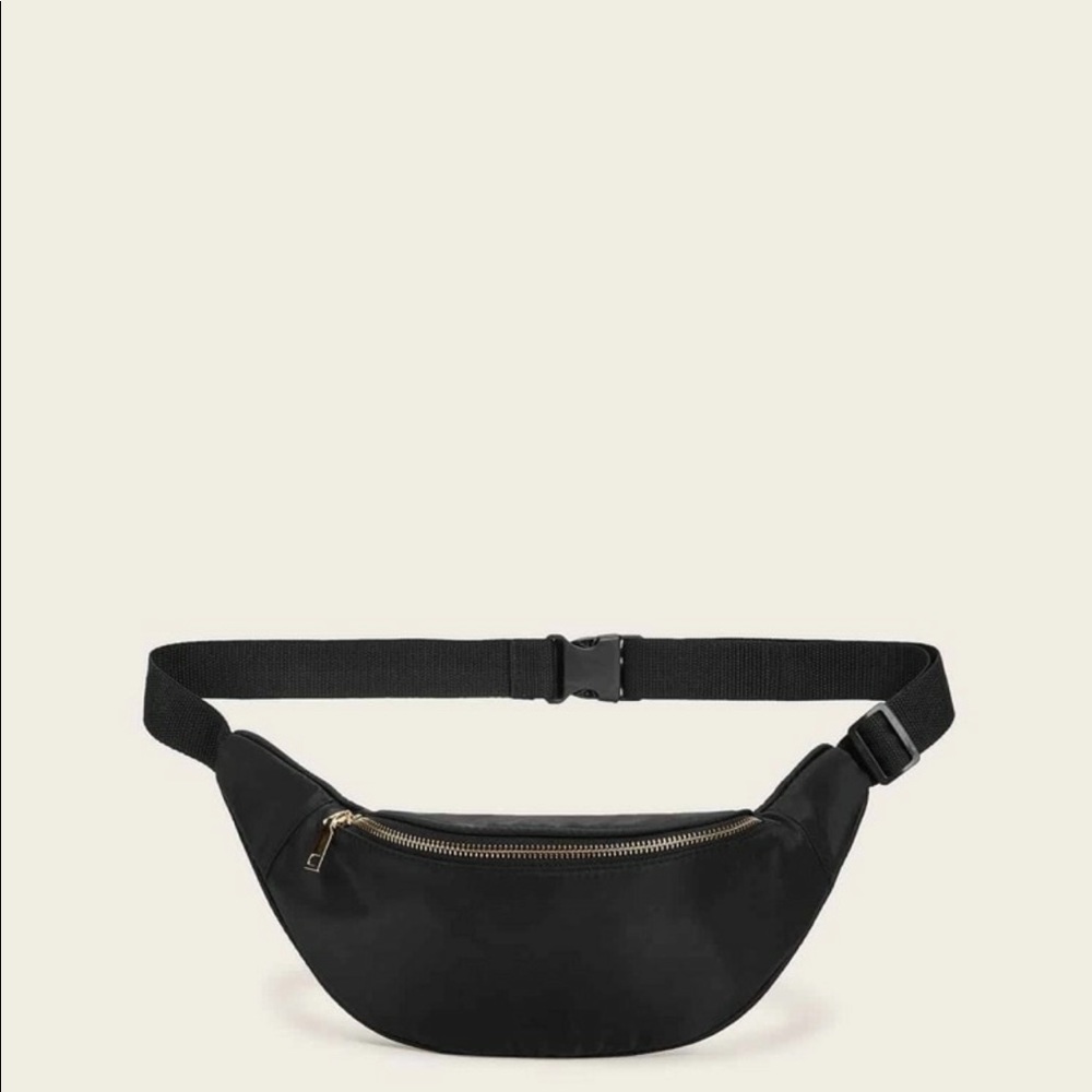 ✨COMING SOON! Zip Front Release Buckle Fanny Pack